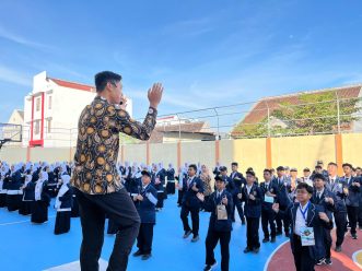 SMP Muhammadiyah PK Solo Gelar MPLS yang Ramah dan Berintegritas