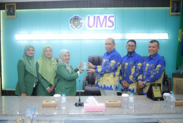 UMS Sambut Kunjungan Unwahas, Studi Tiru Pengelolaan SDM dan Kelas Internasional