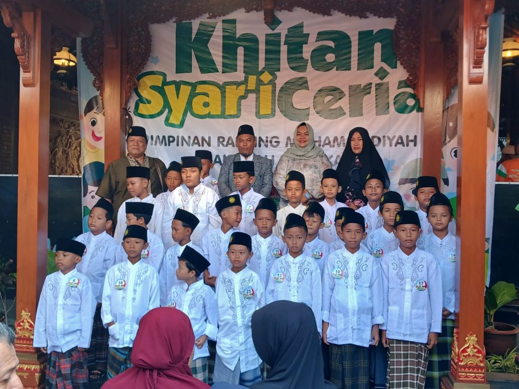 Khitanan Syar’i PRM Nusukan Hadirkan Keceriaan dan Edukasi