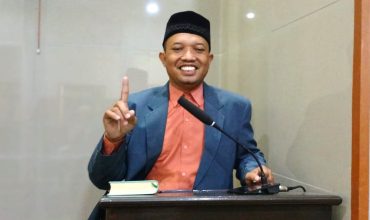 Ustaz Dwi Jatmiko: Bertransaksi dengan Allah Pasti Untung