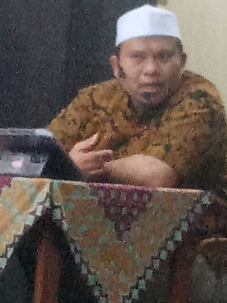 Takmir Masjid Al Ikhlas Tipes, Solo Selatan kembali menyelenggarakan Pengajian Sabtu Malam yang rutin digelar setiap ba’da Magrib hingga Isya. Kegiatan yang digelar Sabtu (23/8/2025) ini diikuti jemaah masjid, warga Muhammadiyah setempat serta warga sekitar yang antusias mendengarkan kajian.