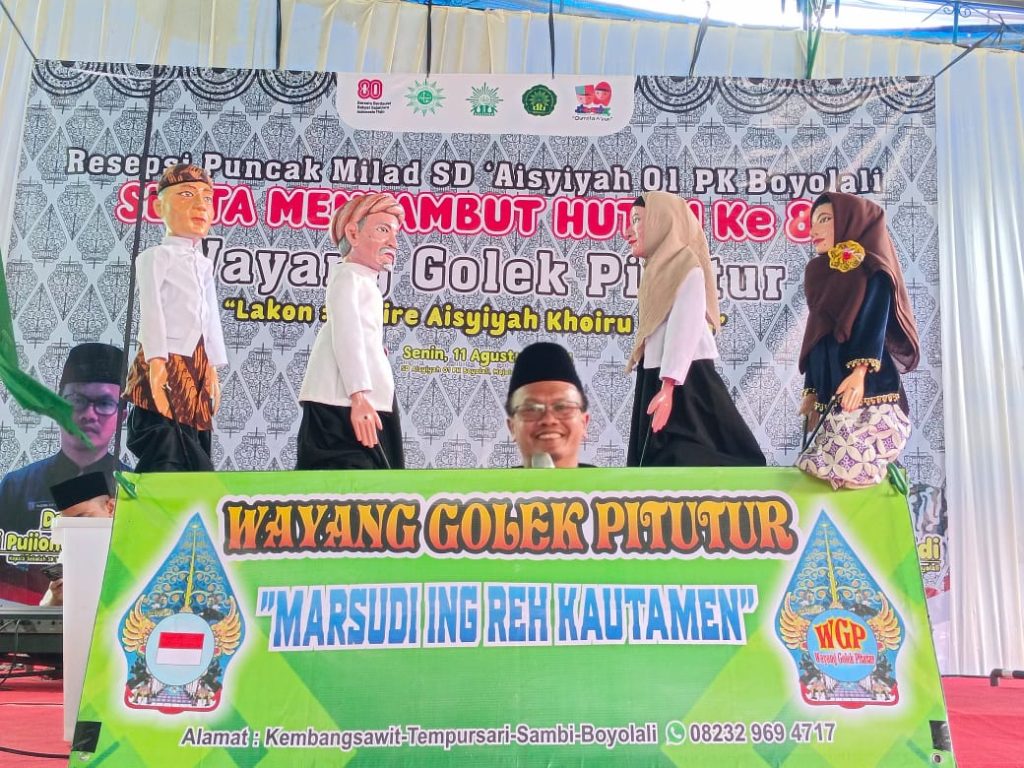 Wayang Golek Pitutur Beri Pesan Moral di Milad SD Aisyiyah 1 Boyolali
