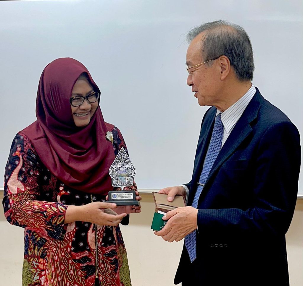 Farmasi UMS Buka Pintu ke Negeri Sakura, Gandeng Kampus Top Jepang untuk Riset dan Pendidikan