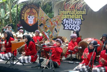 SD Muhammadiyah 2 Solo Bersinar di Lawu International Gamelan Festival