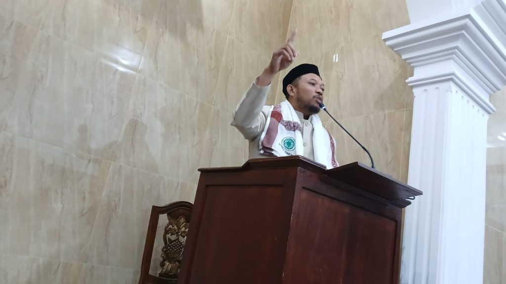 Jihad Akbar dengan Mensyiarkan Al-Qur’an