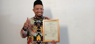 Guru SD Muhammadiyah 1 Solo Raih Sertifikat HaKI