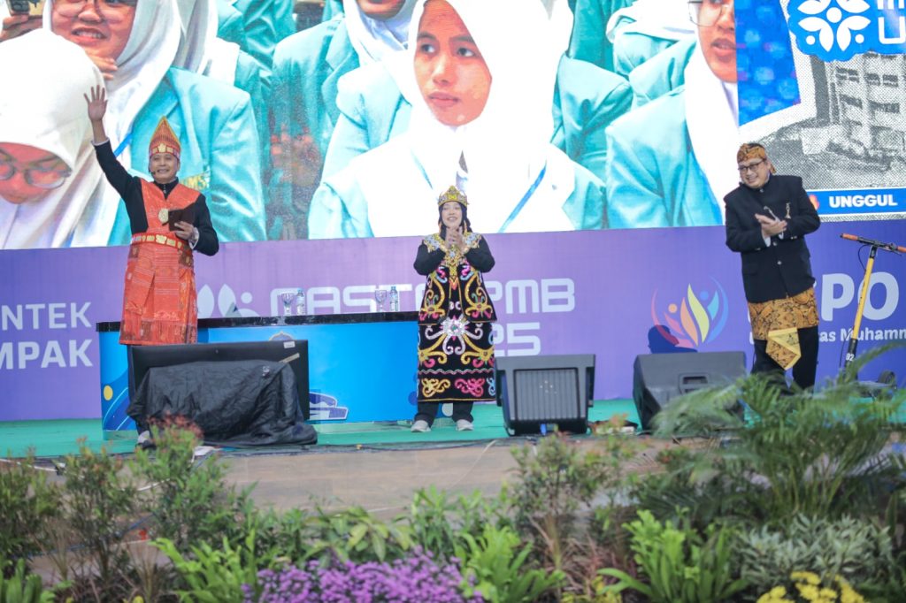 Masta PMB 2025, UMS Kenalkan Dua Layanan Mahasiswa Unggulan