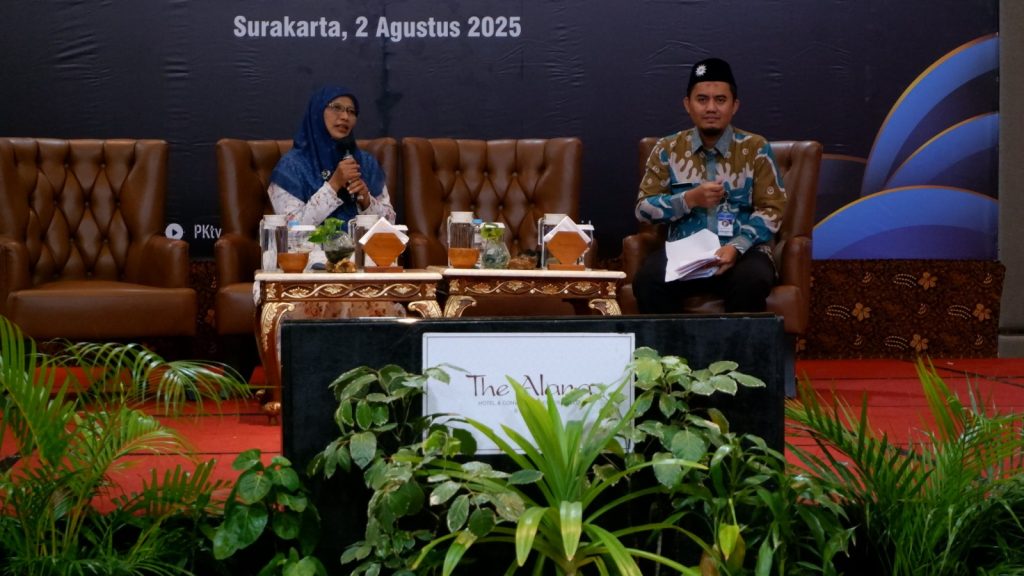 Ciptakan Generasi Berakhlak, Awalussanah dan Seminar Parenting SMP Muhammadiyah PK Solo