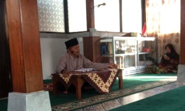 Pengajian Langgar Umum Kemlayan: Ismanto Tekankan Pentingnya Istikamah