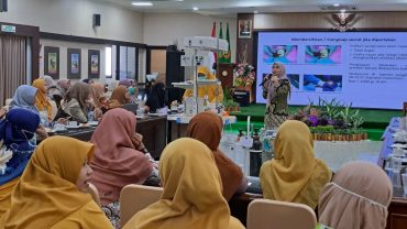 Perkuat Layanan Ibu dan Bayi, RS PKU Muhammadiyah Surakarta Gelar Seminar Hipertensi Gestasional dan Resusitasi Neonatus
