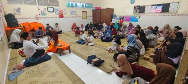 Pengajian Wali Murid SD Muhammadiyah 14 Solo Gelar Wayang Golek Pitutur