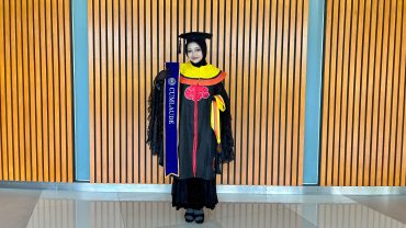 Wisuda UMS, Lulusan Ilkom Pakai Jubah Akatsuki!