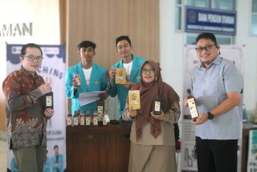 6 Tim Mahasiswa UMS Pamer Inovasi di Mini KMI Expo P2MW 2025
