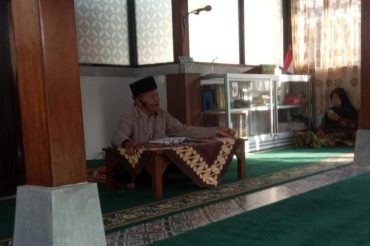 Subuh Barokah di Masjid An Ni’mah: Anis Purwani Paparkan 4 Jenis Sakit Manusia