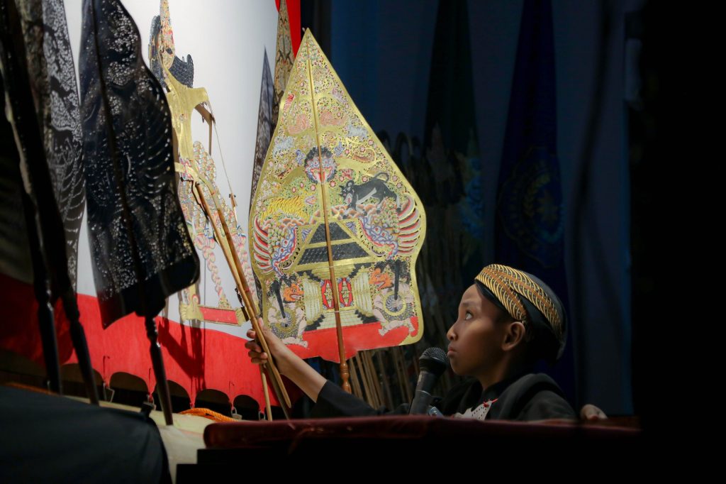 Pentas Wayang Climen Meriahkan Milad ke-67 FKIP UMS