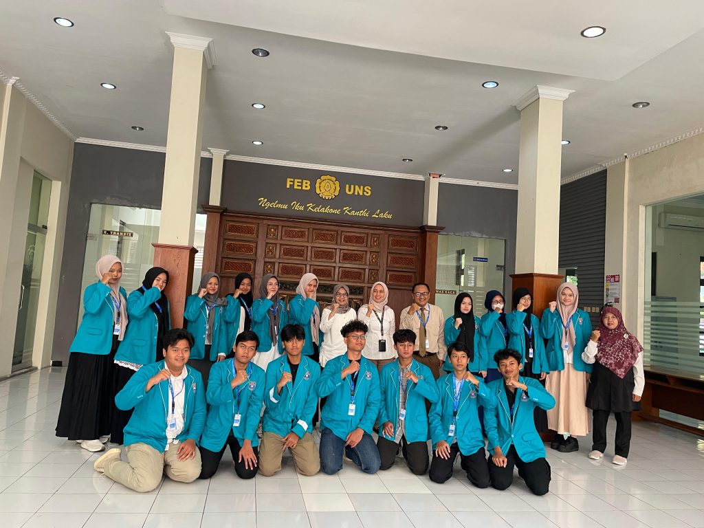 Kerja Sama dengan UMS-UNS, SMA Muhammadiyah PK Solo Gelar Sit In University 2025