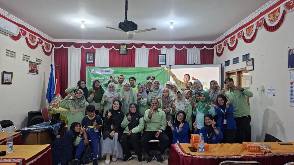 Tim UMS Dampingi Guru SLB D1 Solo Kembangkan Metode Pembelajaran Anak Down Syndrome