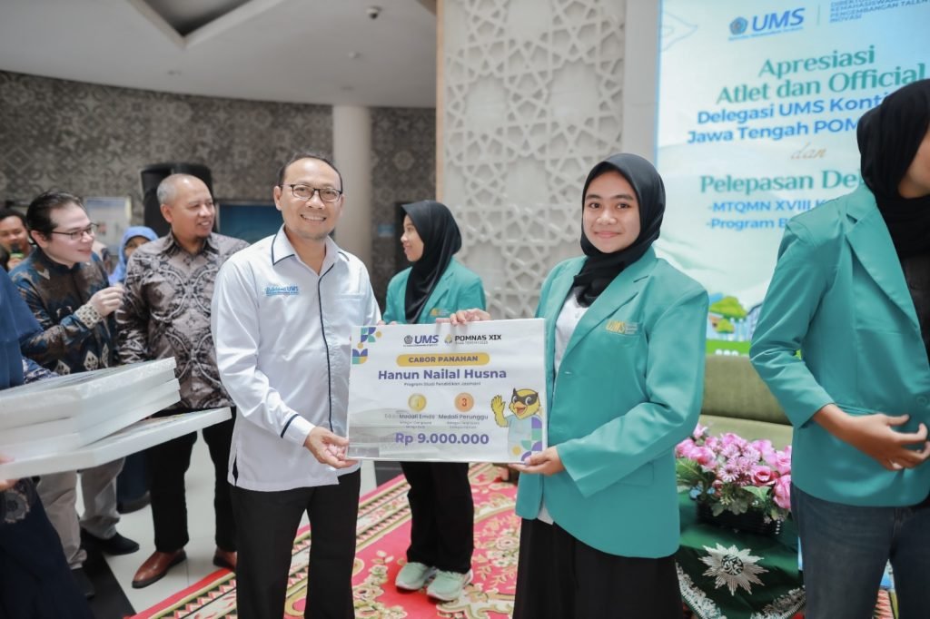 UMS Beri Apresiasi Nyata Atlet Berprestasi di POMNAS 2025