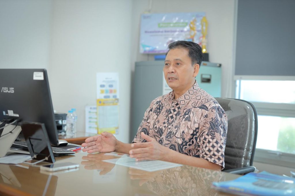 Universitas Muhammadiyah Surakarta (UMS) akan menggelar pertunjukan wayang kulit semalam suntuk dalam rangka memeriahkan Hari Jadi ke-67 kampus. Pergelaran tersebut dijadwalkan akan berlangsung pada Sabtu, (25/10/2025), di halaman GOR Kampus II UMS.