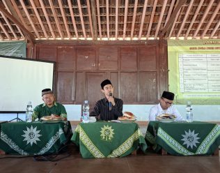 Mahasiswa Magister PAI UMS Luncurkan Buku “Falsafah Pendidikan Akhlak”