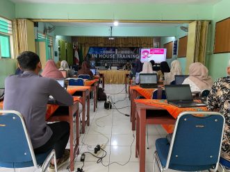 Dorong Kualitas Mengajar, SMA Muhammadiyah 3 Solo Gelar IHT Pembelajaran Mendalam