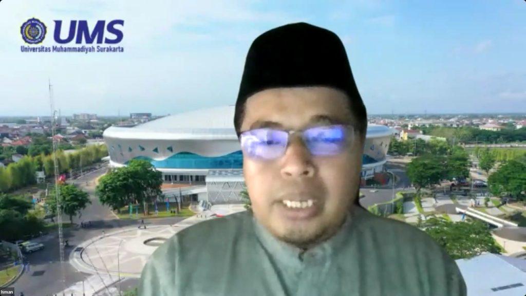 Universitas Muhammadiyah Surakarta (UMS) kembali menyelenggarakan Kajian Tarjih Online dengan tema “Fikih Makanan Halal Perspektif Tarjih” pada Selasa (11/11/2025). Kegiatan ini menghadirkan narasumber Isman, dengan fokus pada Kompilasi Fatwa Tarjih tentang makanan halal.