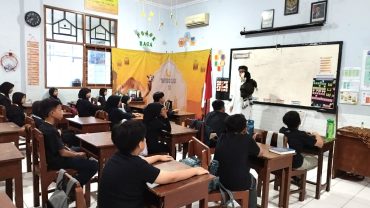 Enam Pelibatan Orang Tua dalam Kelas Inspirasi di SD Muhammadiyah 1 Ketelan