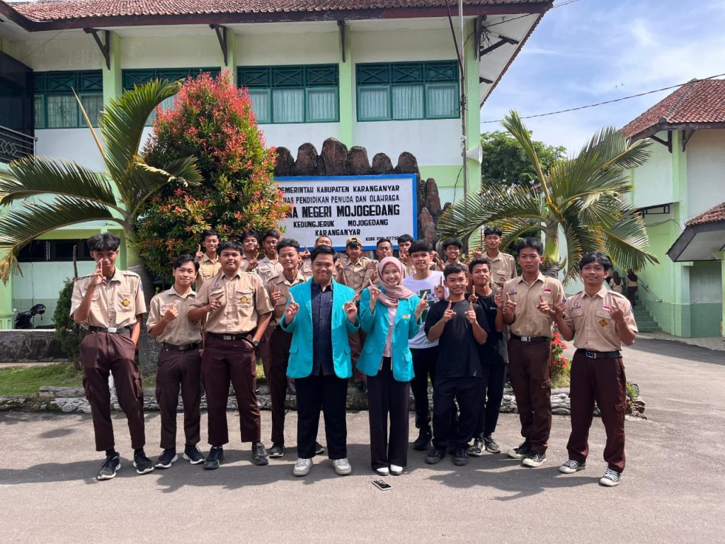 Program Pengabdian Mahasiswa UMS Dorong Peningkatan Pendidikan di Karanganyar