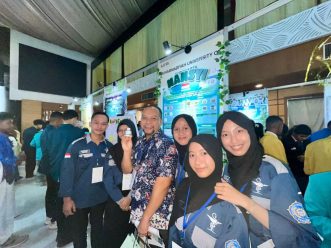 Terobosan Nanoemulsi Atasi Peradangan, Tim Farmasi UMS Rebut Emas di ISIF 2025