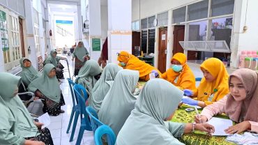 RS PKU Muhammadiyah Solo Gelar Bakti Sosial Milad di Dua Lokasi: Wujud Syukur dan Kepedulian untuk Masyarakat