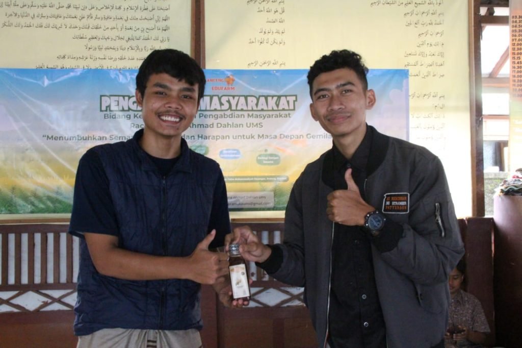 Panti Asuhan Yatim Muhammadiyah Kacangan, Andong, Boyolali, merasakan kegembiraan dan semangat baru setelah menjadi tuan rumah program Pengabdian Masyarakat yang diselenggarakan Racana Ki/Nyi Ahmad Dahlan Universitas Muhammadiyah Surakarta (UMS) pada Minggu (16/11/2025),