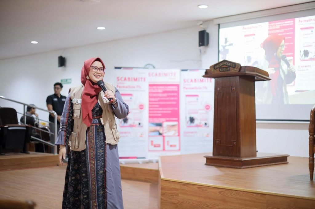 Tim Deteksi Dini Skabies - Menuju Indonesia Bebas Skabies (DESKAB–MIBS), Pesma Internasional KH Mas Mansur UMS, dan dan Fakultas Kedokteran Universitas Muhammadiyah Surakarta (FK UMS) menggelar kegiatan Deteksi Dini dan Eradikasi Skabies sebagai bagian dari program nasional menuju Indonesia Bebas Skabies 2030, Minggu (23/11/2025).