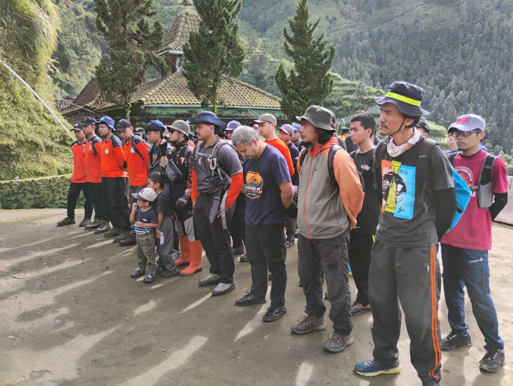 Dusun Tempel, Jrakah, Selo kembali menjadi tempat bertemunya Kader Muhammadiyah Surakarta dan Boyolali, pasca program pipanisasi tahun lalu. Kegiatan kali ini merupakan Rangkaian Tindak Lanjut (RTL) yang bertajuk lingkungan hidup.