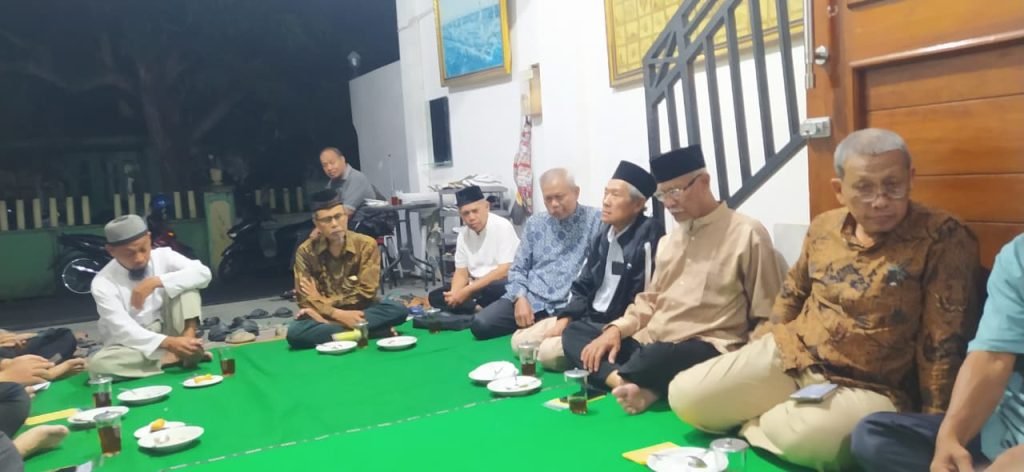 Pimpinan Cabang Muhammadiyah (PCM) Solo Selatan mengadakan rapat pleno koordinasi bertempat di rumah Prof. Bambang Setiaji di Danukusuman, Selasa (25/11/2025).