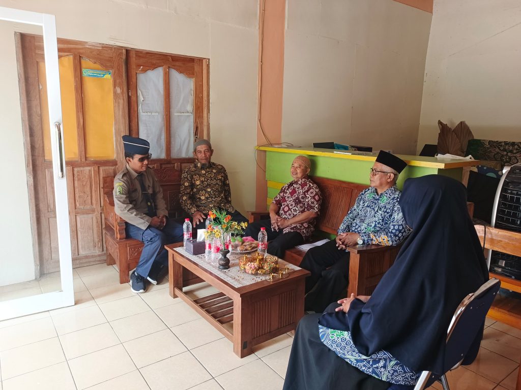 Majelis Dikdasmen PCM Sambi Gelar Monev di PonpesMu Manafiul Ulum