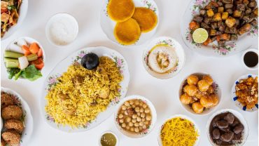 Kajian Tarjih Online UMS Bahas Fikih Makanan Halal