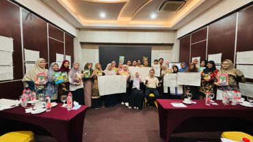 Mengikuti Pelatihan Guru MIPA Bilingual, Guru SD Muhammadiyah 1 Solo Siap Mendunia