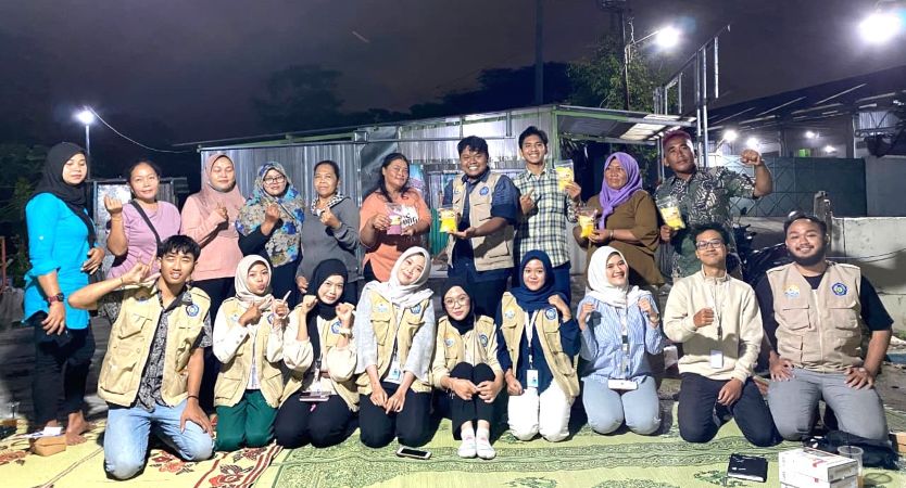 Tingkatkan Kesejahteraan Warga, Tim 1 BEM Berdampak UMS Edukasi Manajemen Keuangan di Putri Cempa