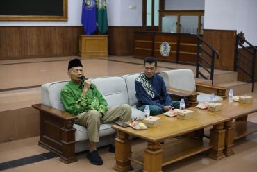 Kiai Marpuji Ali: Mahasiswa UMS Penerima Beasiswa Kader Harus Jadi Teladan…
