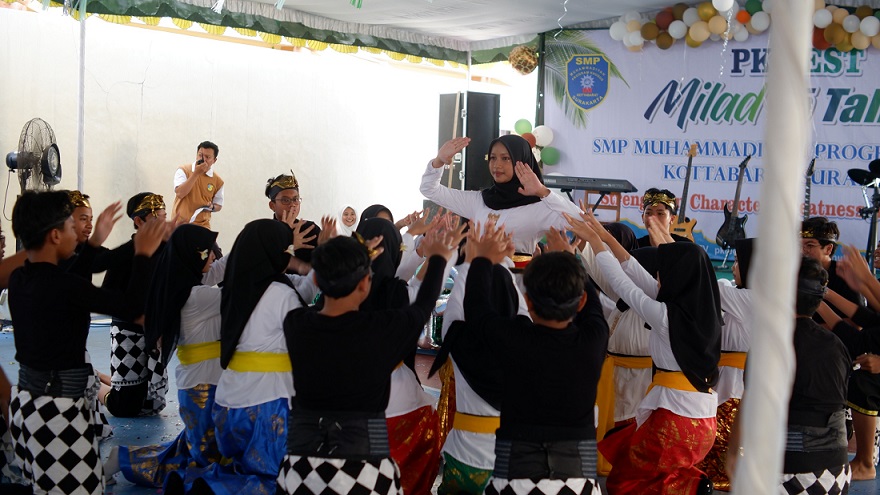 Milad 15 Tahun SMP Muhammadiyah PK Solo, Perkuat Karakter dan Prestasi