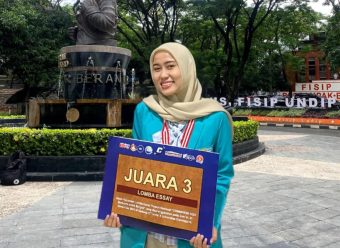 Mahasiswi Ilkom UMS Juara 3 Esai Nasional Soal Kebebasan Berpendapat dan Berekspresi