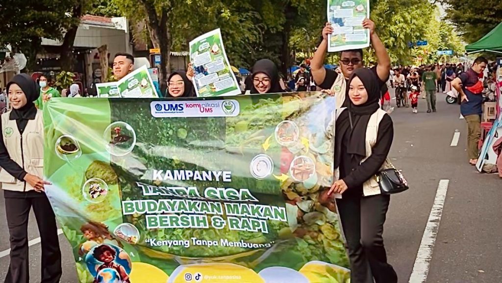 Tekan Food Waste, Mahasiswa UMS Gelar Kampanye “Tanpa Sisa” di CFD Solo