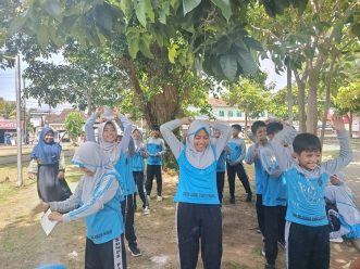 SD Muhammadiyah PK Banyudono Gelar Fun Game di Alun-alun Pengging