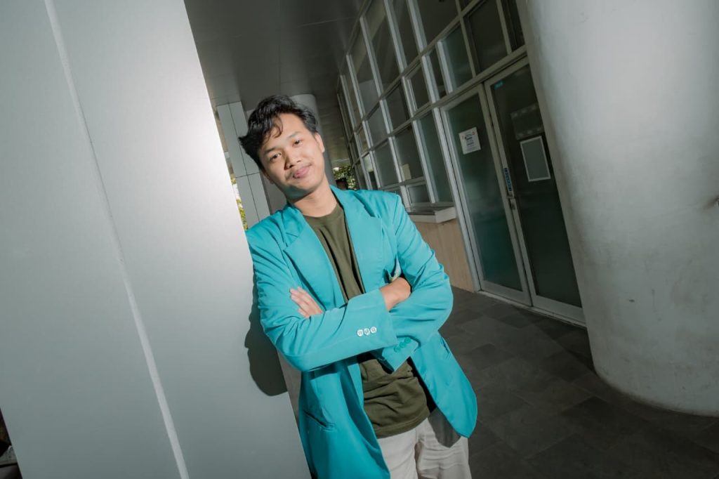 Tawarkan Perspektif Atasi Kemalasan Berpikir, Mahasiswa UMS Juara Nasional Opini Vision