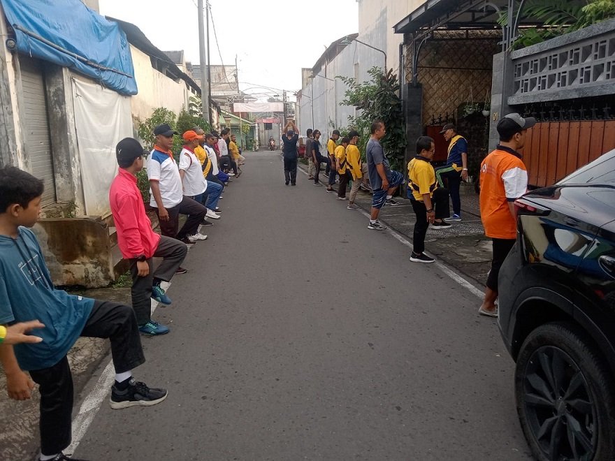 Perkuat Ukhuwah, PCM Solo Selatan Gelar Jalan Sehat