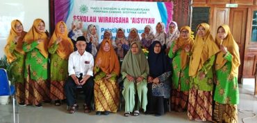 MEK ‘Aisyiyah Gatak Gelar Sekolah Wirausaha ‘Aisyiyah Pembuatan Ayam Katsu
