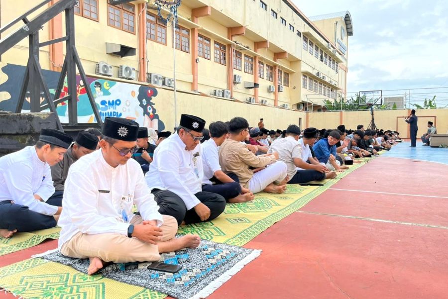 Bukan Sekadar Cerita Isra Mikraj, Kajian Ini Mengubah Cara Siswa SMP Muhammadiyah PK Menjaga Salat