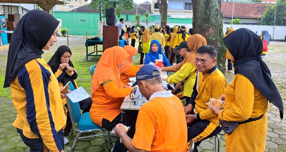 RS PKU Muhammadiyah Surakarta Gelar Senam Diabetes Mellitus dan Edukasi Sehat Jelang Ramadan