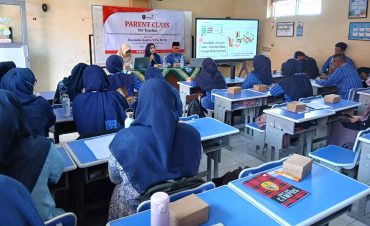Tingkatkan Kapasitas Guru, SD Muhammadiyah PK Banyudono Gelar “Parent Class for Teacher”