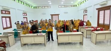 KKG PAI Banjarsari Solo Belajar Menulis Berita dengan Adik Simba